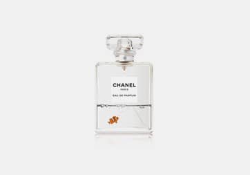 EAU DE TOILET